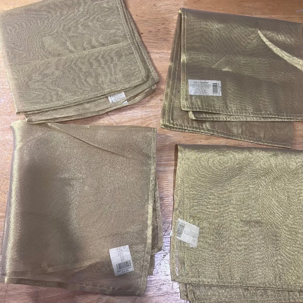 Pier 1 Imports Gold Organza Napkins Set of 4 Metallic Shimmer 20x20 Vtg